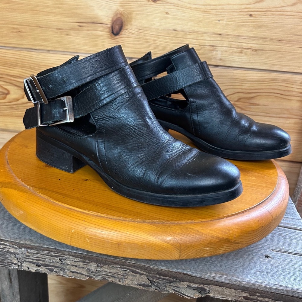 Zara Basic Black Leather Cutout Buckle Strap Ankle Boots Low Block Heel Size 39